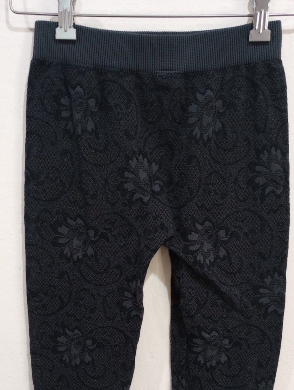Nikibiki Black Stretch Floral Leggings, OS - Picture 5 of 9